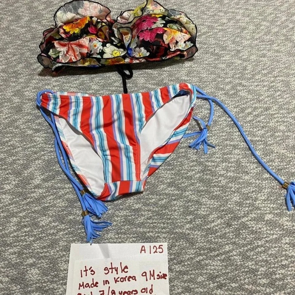 colorful bikini set top/bottoms Made Korea‎ size 9M=girl 7-8 years old. SKU-A125